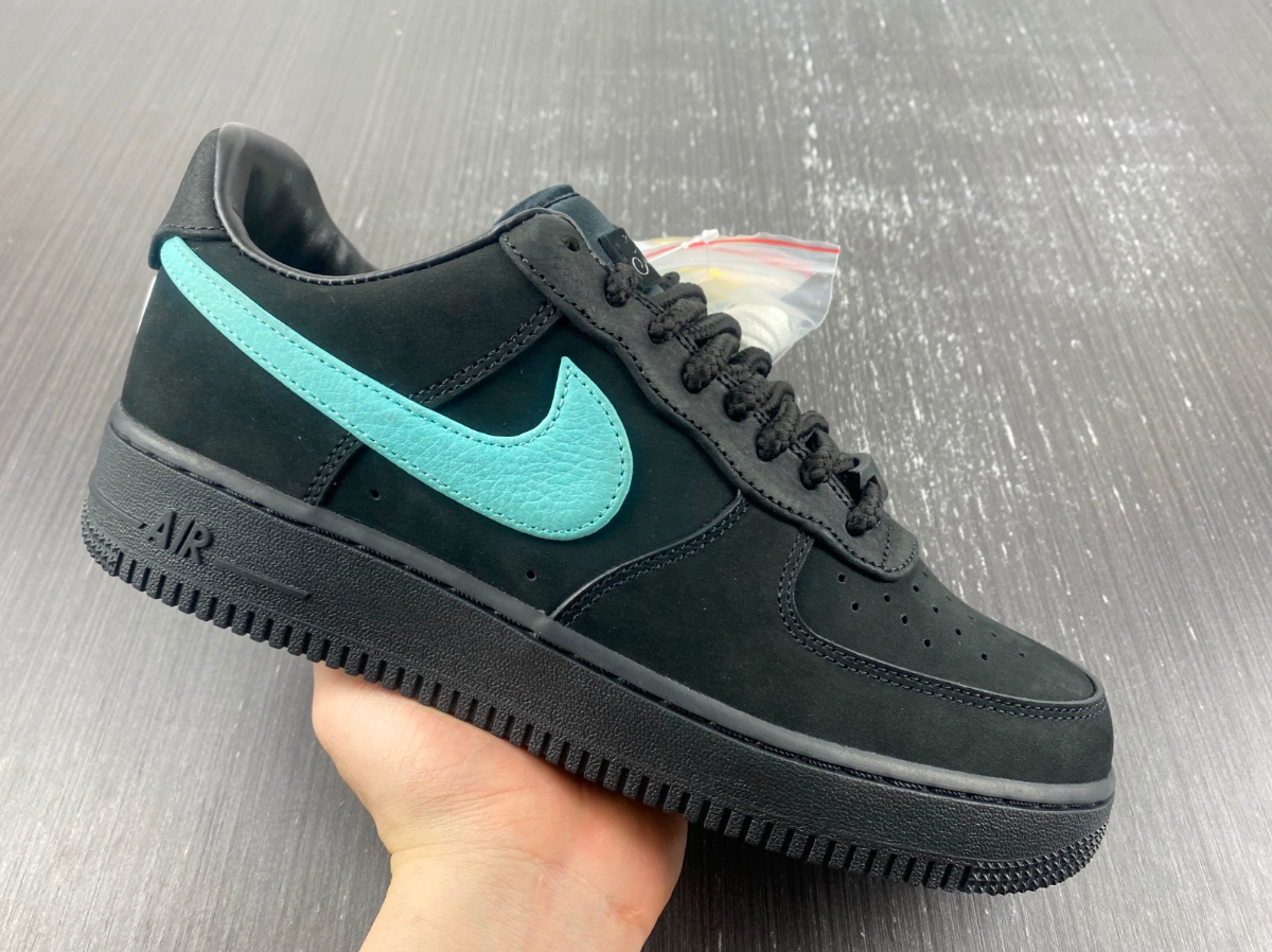 Tiffany & Co. x Nike Air Force 1 Low ‘1837’